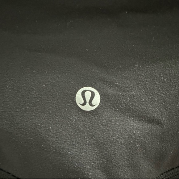 Lululemon Align Jogger Crops *23” - Size 6 - Picture 9 of 10
